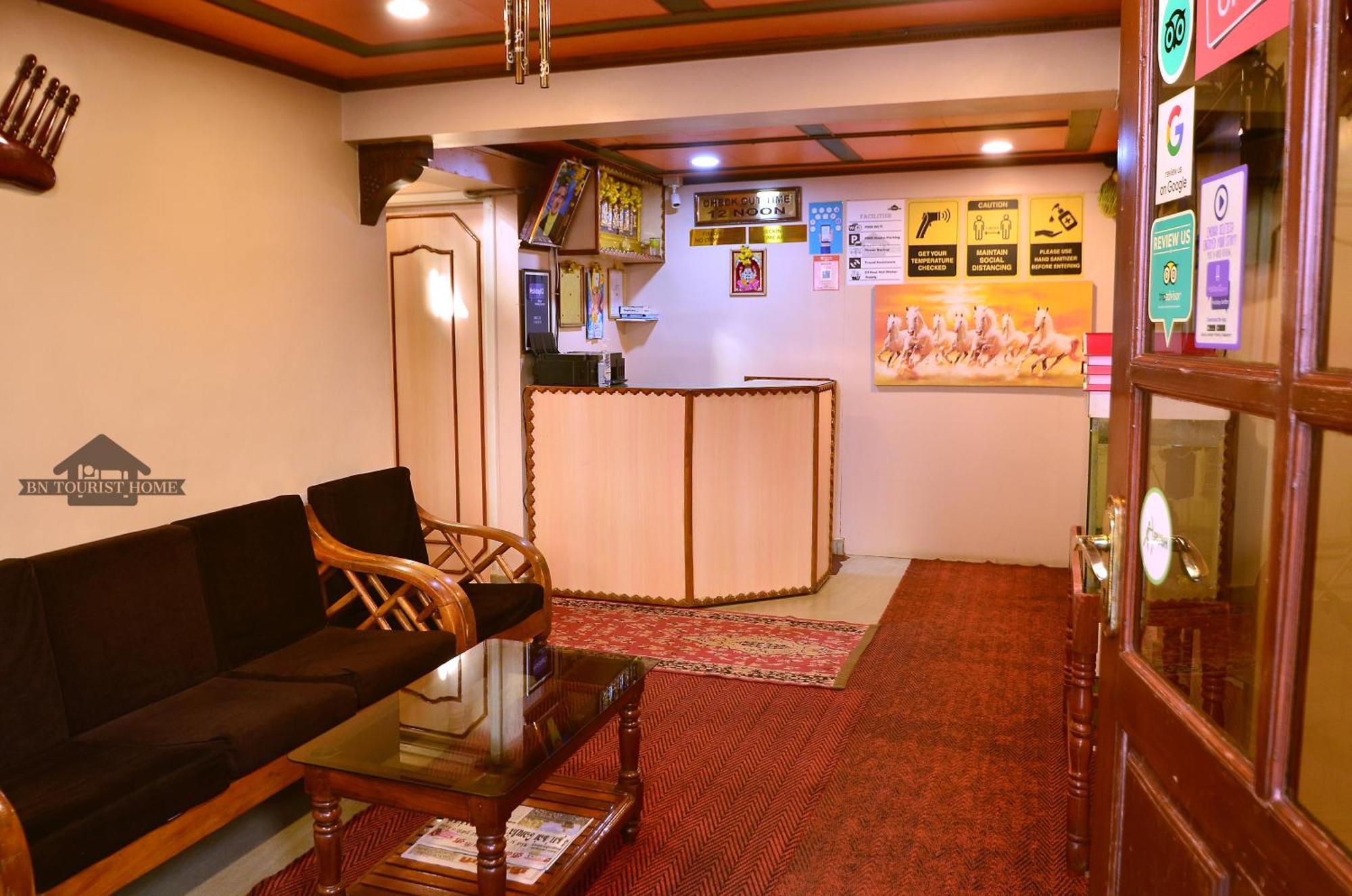 Bn Tourist Home Ooty Exterior photo