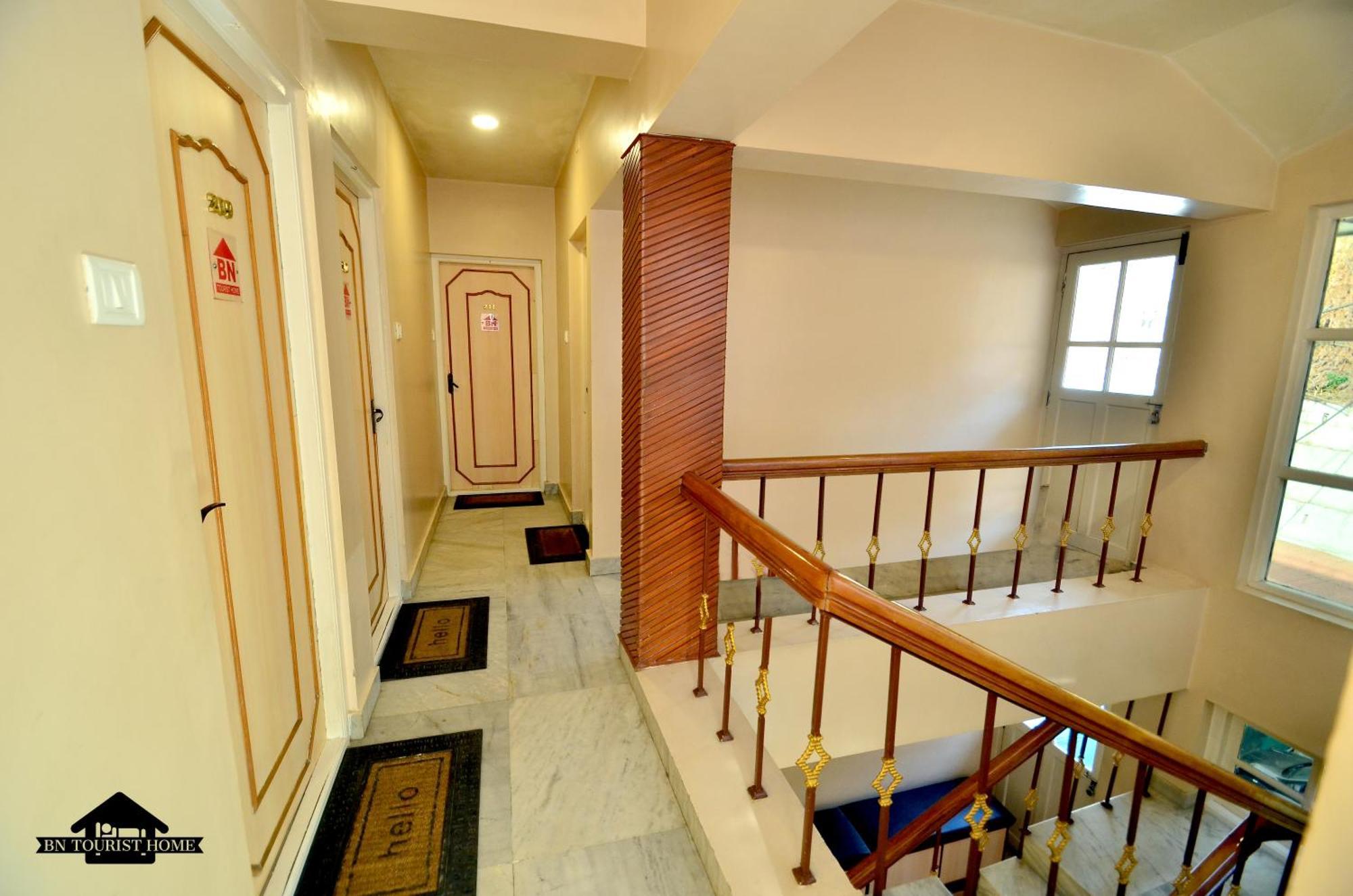 Bn Tourist Home Ooty Exterior photo