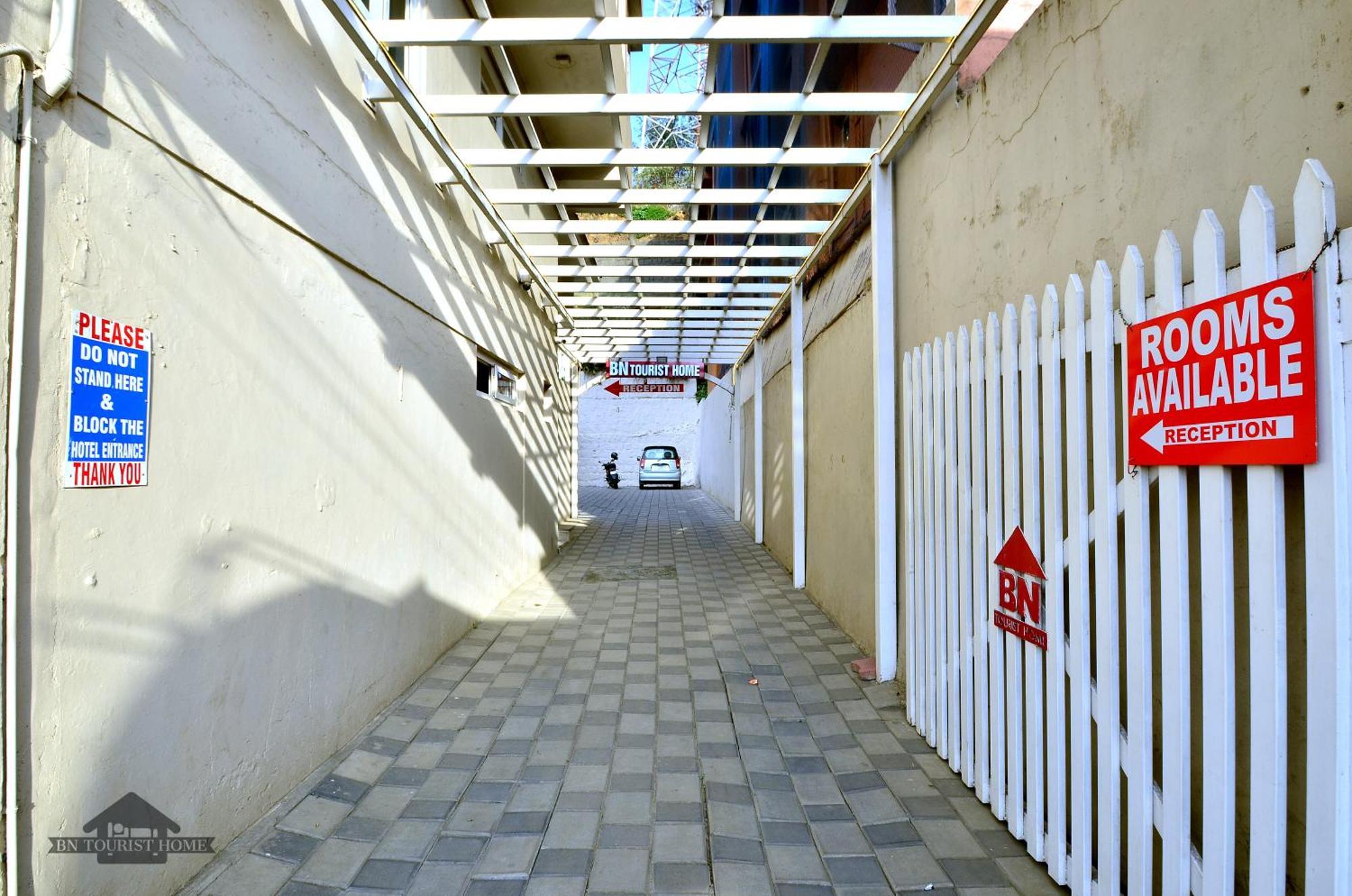 Bn Tourist Home Ooty Exterior photo