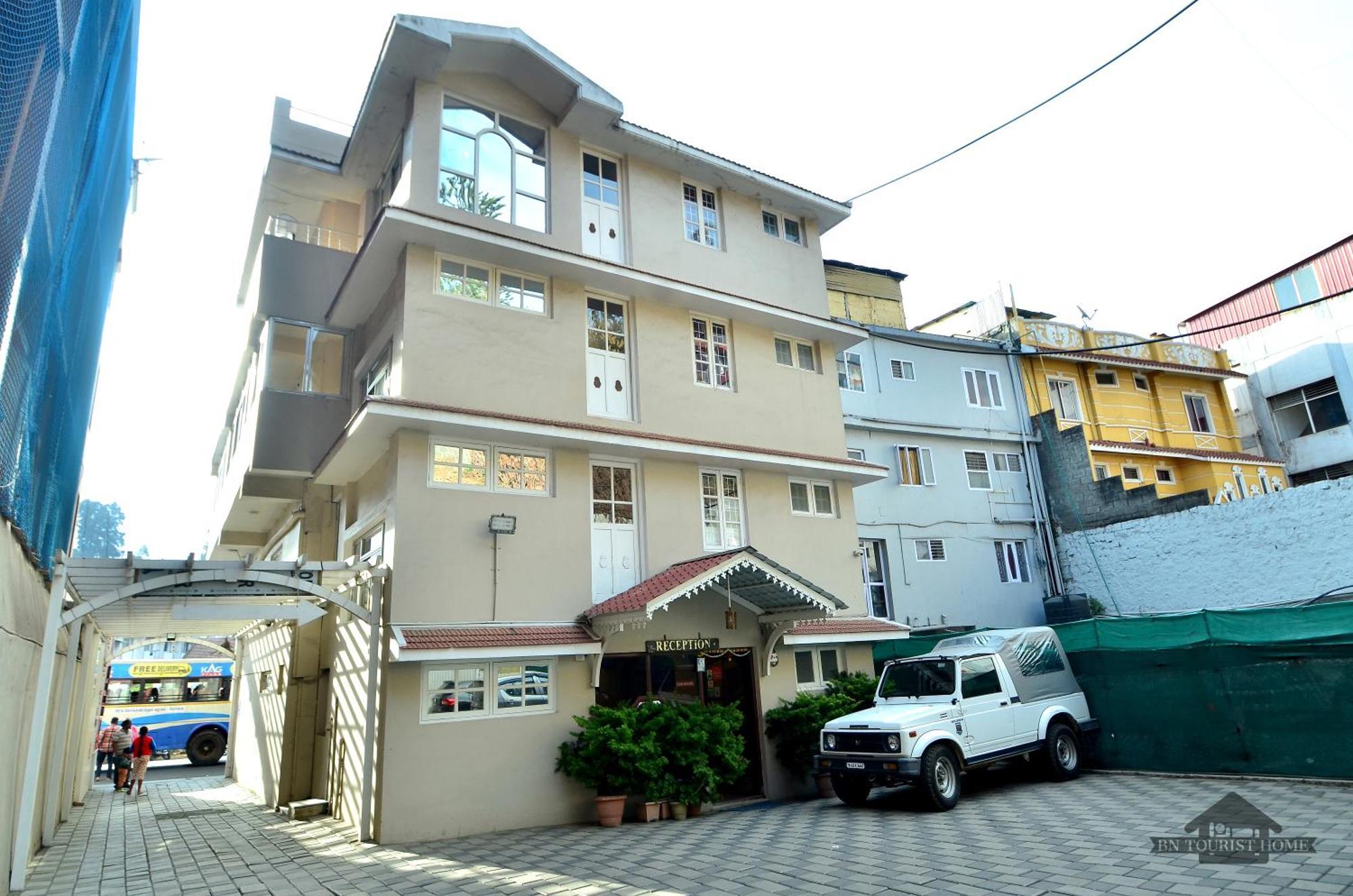 Bn Tourist Home Ooty Exterior photo